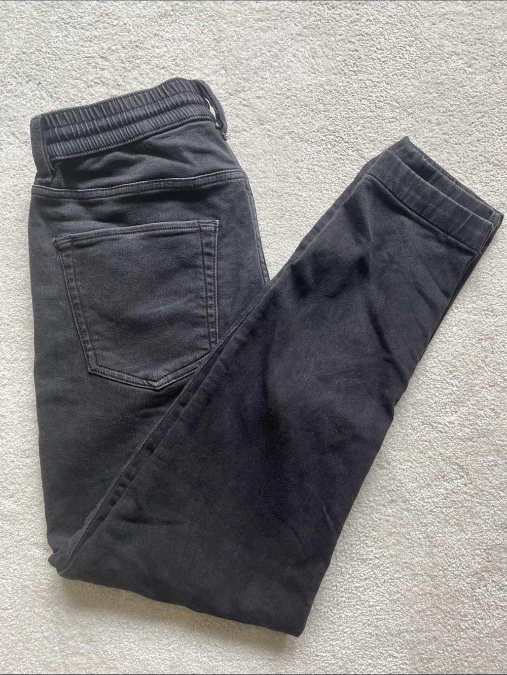 H&M Slim Elastic Waist distressed Jeans in Black